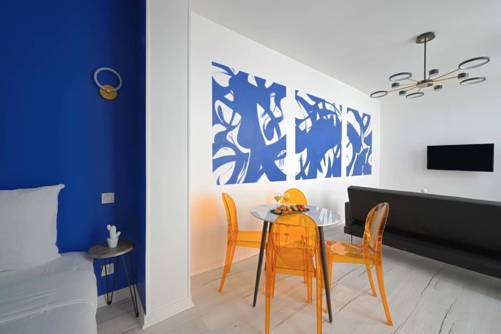 Modern Large For 3 Appartement *